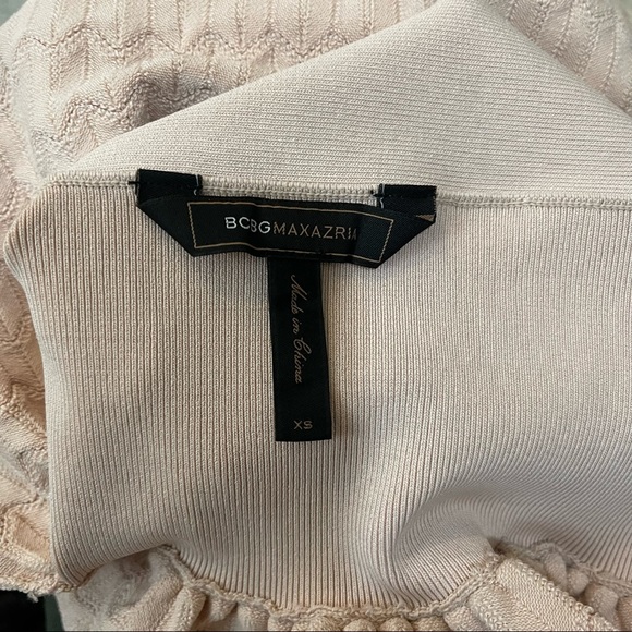 BCBG MAX AZRIA Women's Suui Pointelle Skirt size XS in light peach - Picture 3 of 9